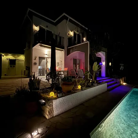 Gemuetlich-modernes Ferienhaus-2 Schlafz-privater Pool-garten-5min Bis Coral Bay Tatil Evi *