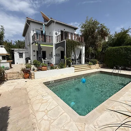 Gemuetlich-modernes Ferienhaus-2 Schlafz-privater Pool-garten-5min Bis Coral Bay Tatil Evi *