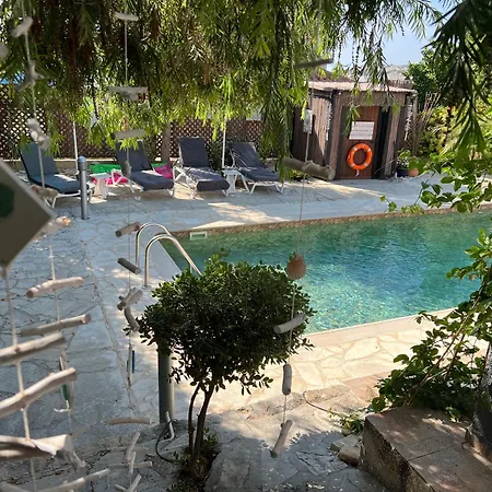 Gemuetlich-modernes Ferienhaus-2 Schlafz-privater Pool-garten-5min Bis Coral Bay Tatil Evi *