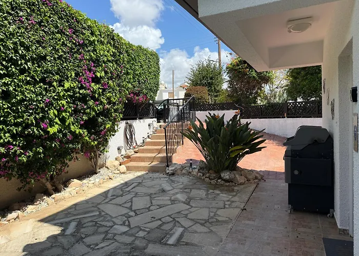 Gemuetlich-modernes Ferienhaus-2 Schlafz-privater Pool-garten-5min Bis Coral Bay