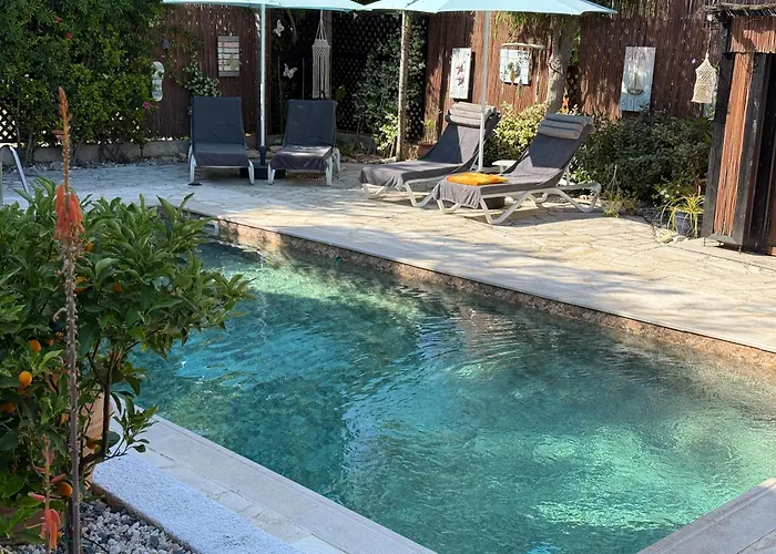 Gemuetlich-modernes Ferienhaus-2 Schlafz-privater Pool-garten-5min Bis Coral Bay *