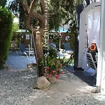 Gemuetlich-modernes Ferienhaus-2 Schlafz-privater Pool-garten-5min Bis Coral Bay