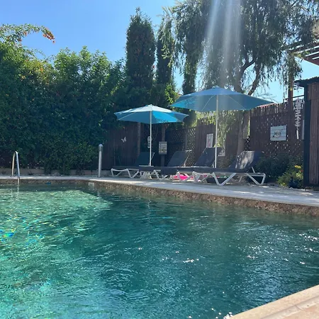 Gemuetlich-modernes Ferienhaus-2 Schlafz-privater Pool-garten-5min Bis Coral Bay *