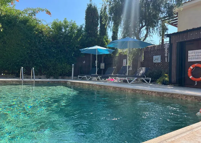 Gemuetlich-modernes Ferienhaus-2 Schlafz-privater Pool-garten-5min Bis Coral Bay *