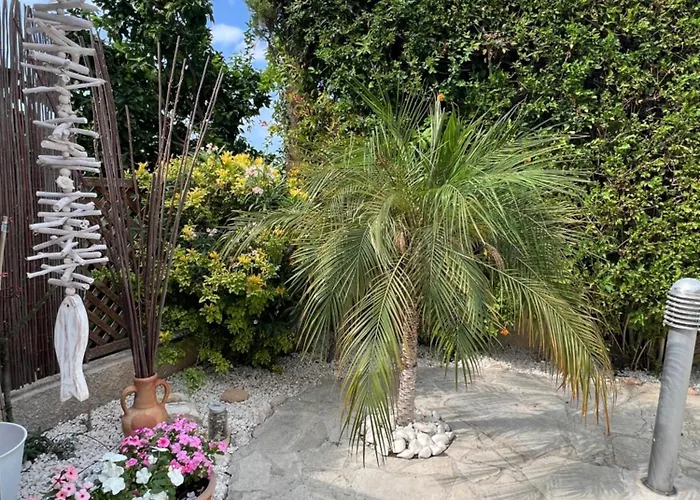 Gemuetlich-modernes Ferienhaus-2 Schlafz-privater Pool-garten-5min Bis Coral Bay Pégeia