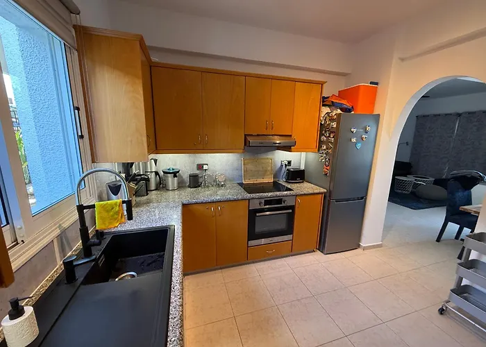 Gemuetlich-modernes Ferienhaus-2 Schlafz-privater Pool-garten-5min Bis Coral Bay * Pégeia